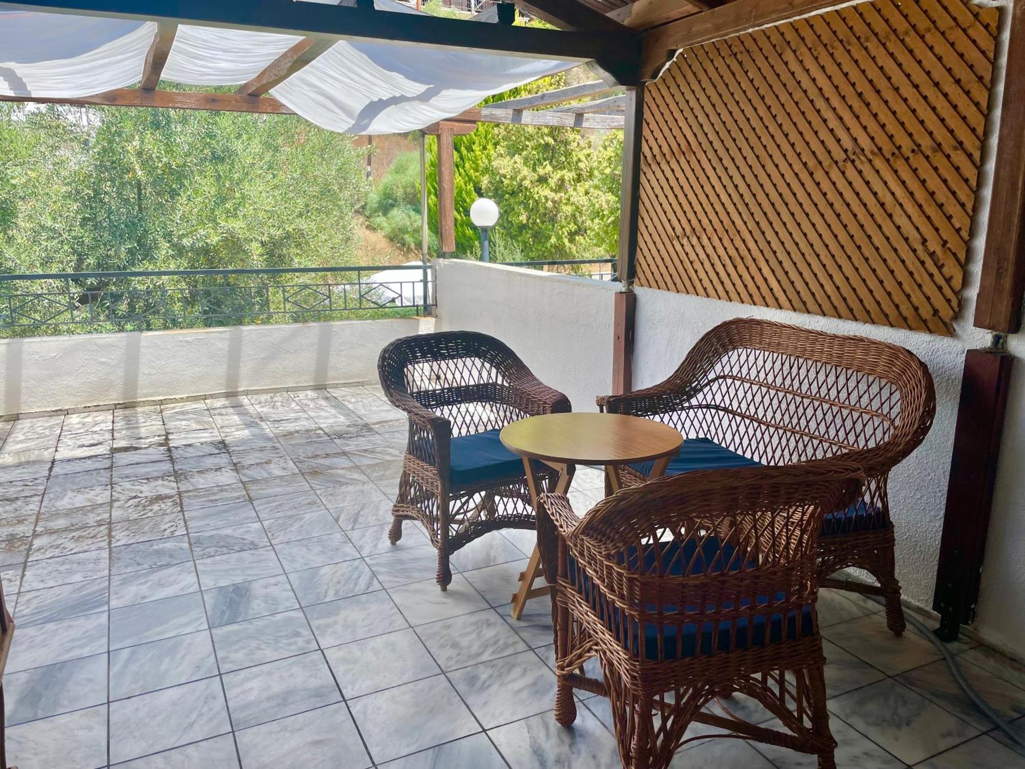 Three Sisters House Holiday home Mola Kalyva